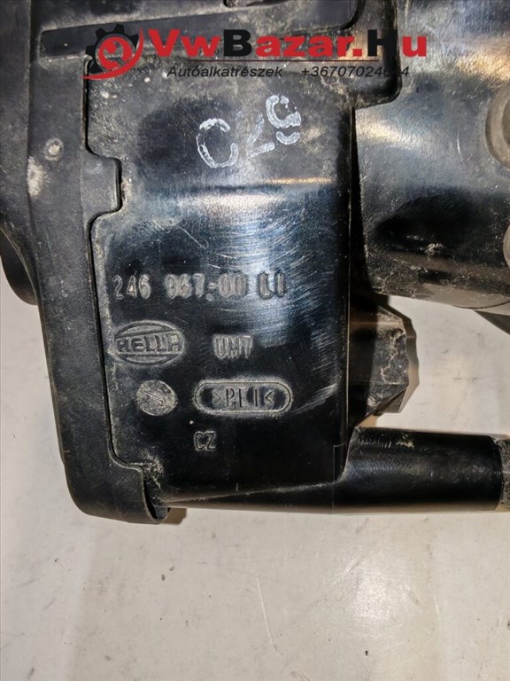 Ködlámpa bal első AUDI A3 8P 246967-00 4. kép