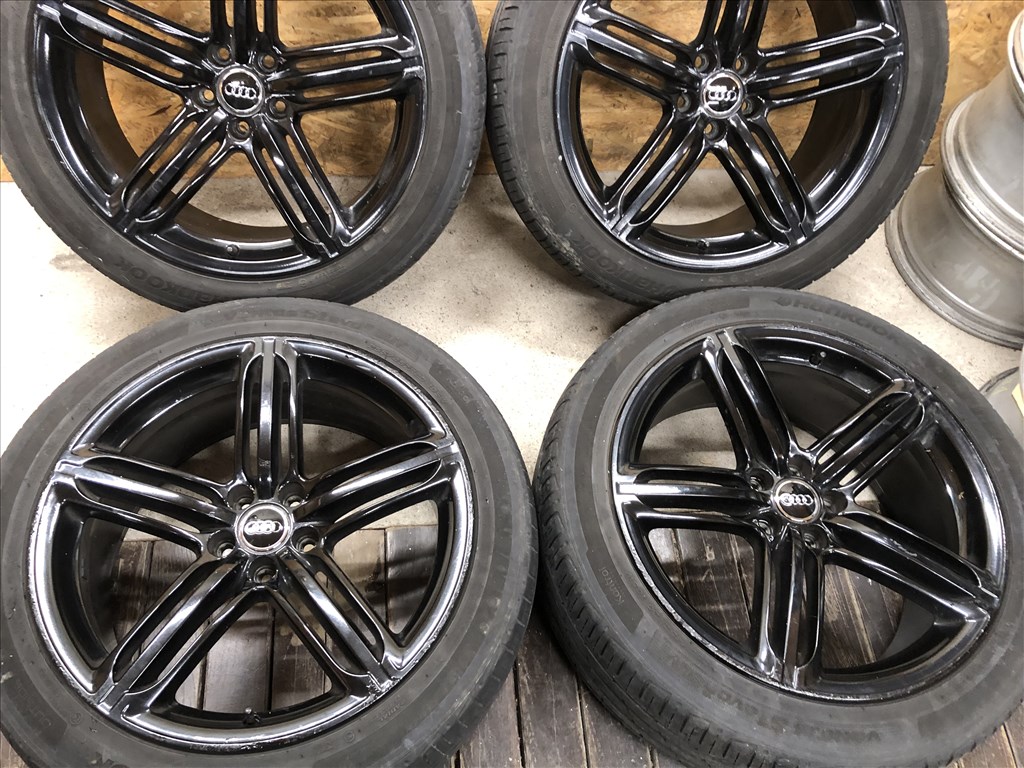 20 colos Audi Q5, A5, A6, A7, A8 alufelni fekete 20 col 3. kép