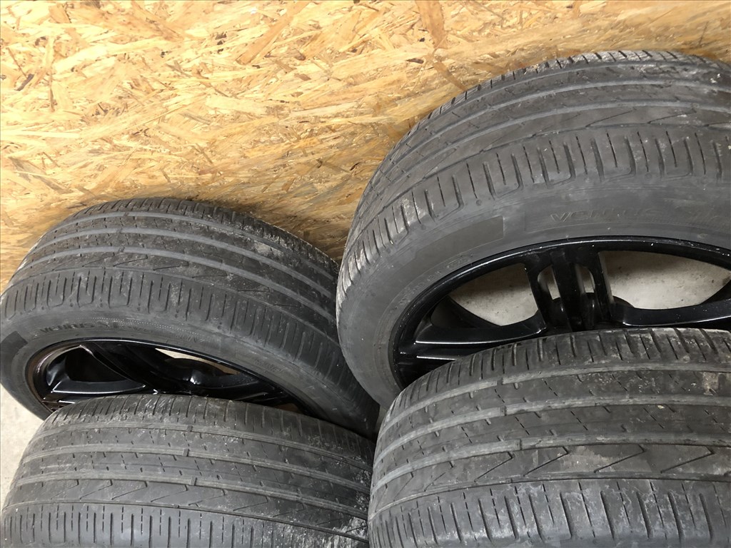 20 colos Audi Q5, A5, A6, A7, A8 alufelni fekete 20 col 11. kép