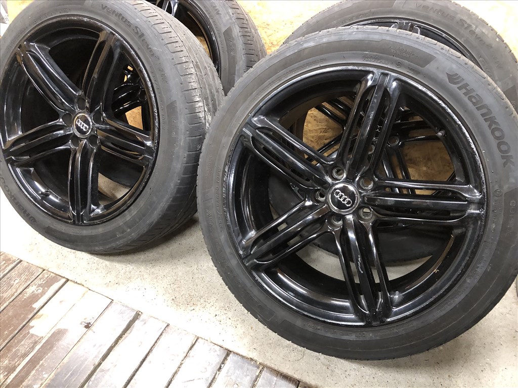 20 colos Audi Q5, A5, A6, A7, A8 alufelni fekete 20 col 12. kép