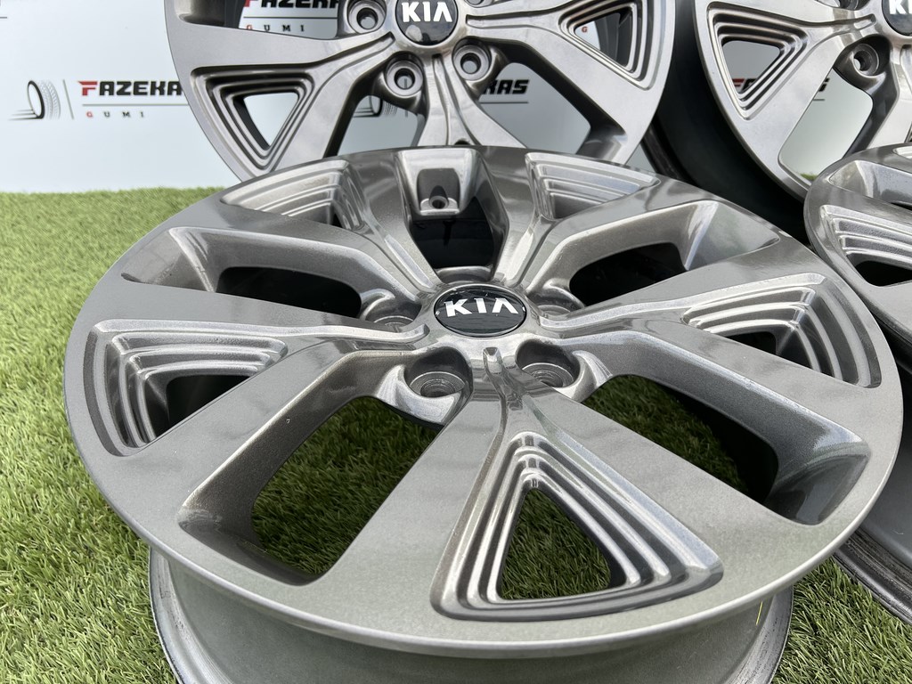 5x114.3 17" Kia Sportage gyári alufelni 6,5Jx17h2 ET40 2. kép