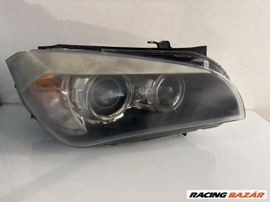 BMW X1 E84 jobb oldali xenon fényszóró 63112990008 8909315 1. kép