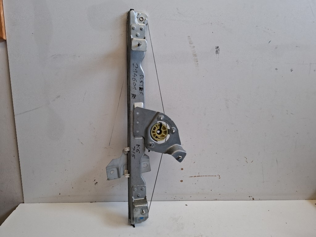 Dacia duster (HS) bal elsõ Ablakemelõ szerkezet elektromos 8200733829 1. kép