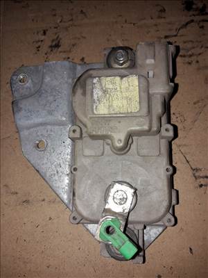 Opel Frontera A Jobb Első Ajtó Központizár Motor