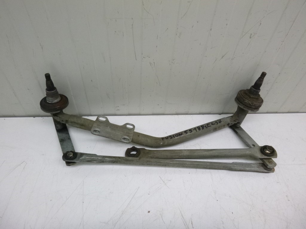 Ford Fusion elsõ ablaktörlõ szerkezet 1. kép