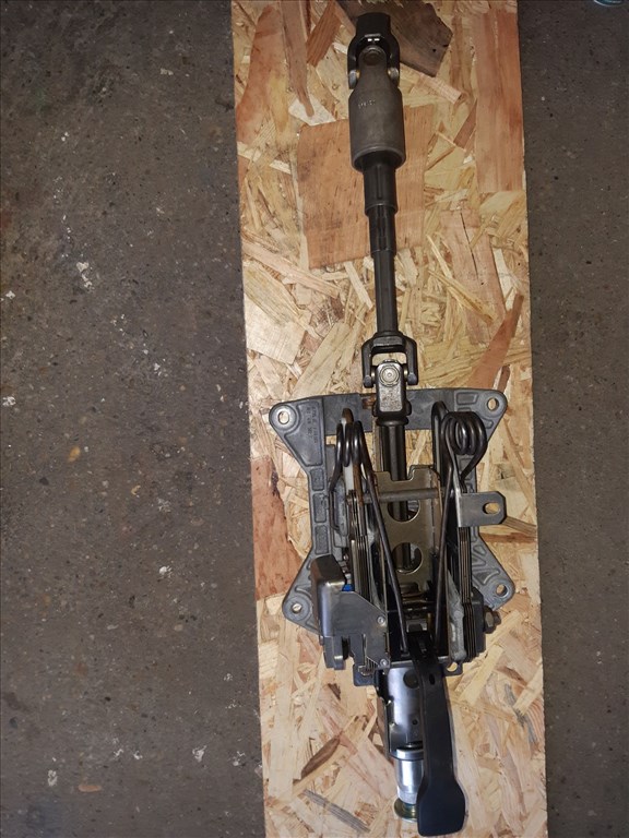 Audi A4 B6 Kormányoszlop  Kormánykardán 8E0 419 502 E 2. kép