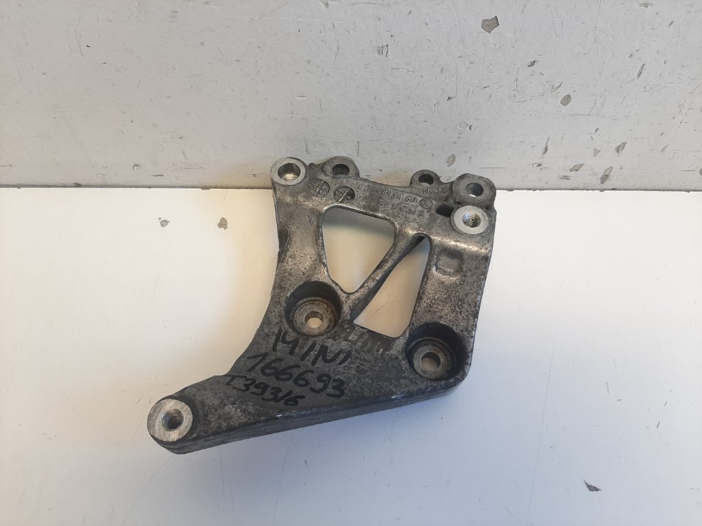 Mini cooper (R56) klímakompresszortartóbak (klímakompresszor tartó) V754891480 1. kép