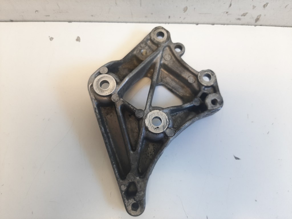 Mini cooper (R56) klímakompresszortartóbak (klímakompresszor tartó) V754891480 2. kép