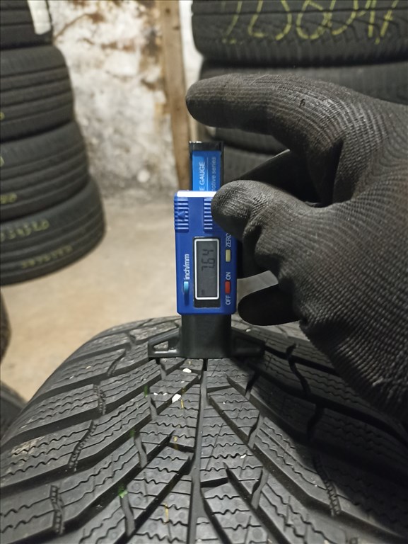  205/6016" újszerű Kumho téli gumi gumi 3. kép