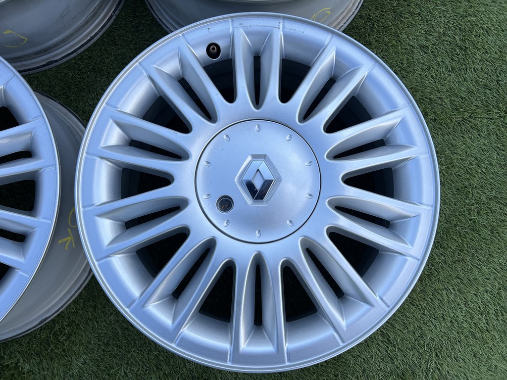 4x100 16" Renault gyári alufelni 6,5Jx16h2 ET49 4. kép
