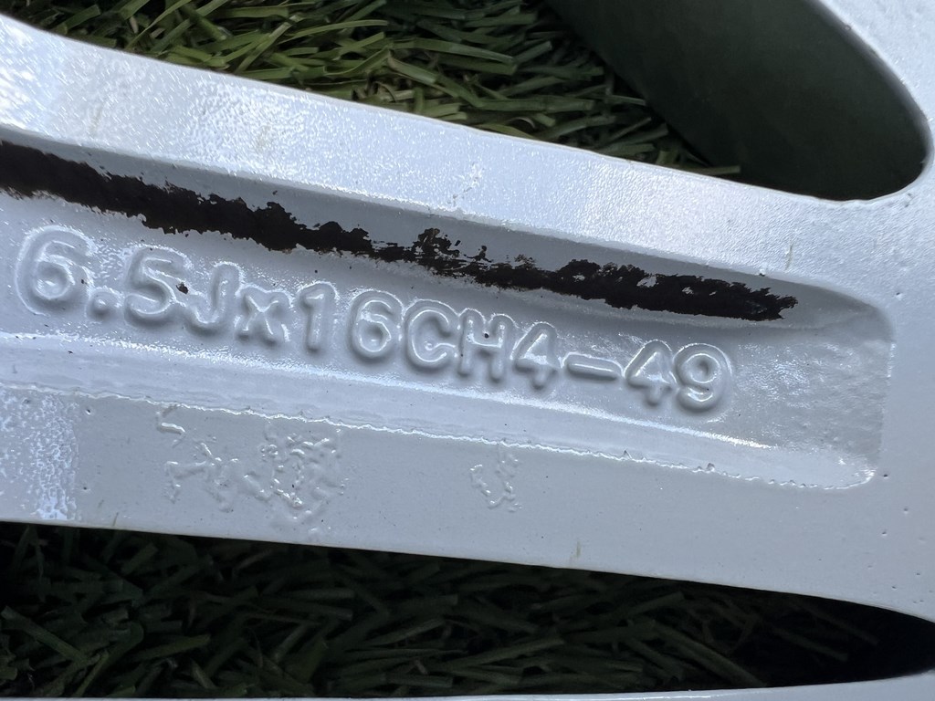 4x100 16" Renault gyári alufelni 6,5Jx16h2 ET49 8. kép