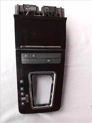 Skoda Octavia III hamutartó és váltó körüli keret