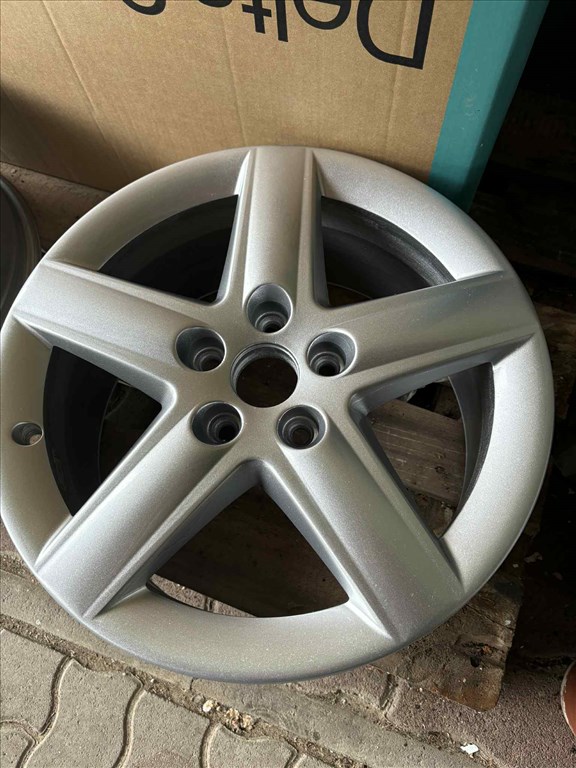  5x112 lyukosztású 7,5JJ 17" újszerű (gyári felni) alufelni 2. kép