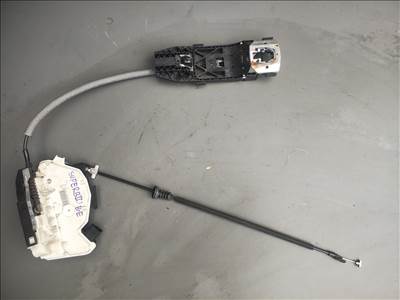 Skoda Superb II bal első ajtózár  5n2837015c