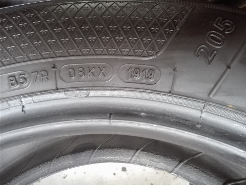 205/60R16 Kleber  téli gumi garnitúra 205/60 r16 7. kép