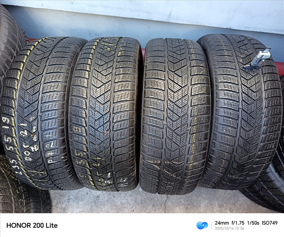  235/5519" újszerű Pirelli téli gumi gumi 2. kép