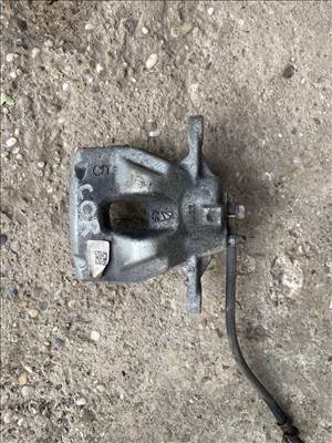 Toyota Corolla (E210) féktuskó