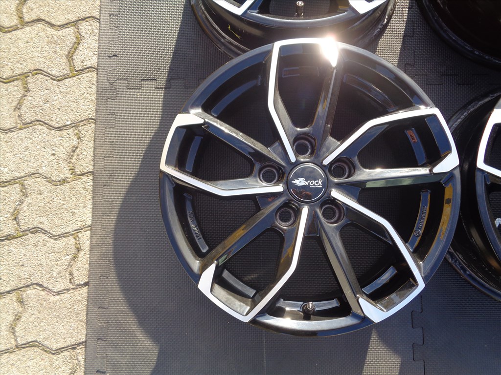 Brock alufelni 16-os, 5×114.3-as osztóval szép állapotban eladó.  3. kép