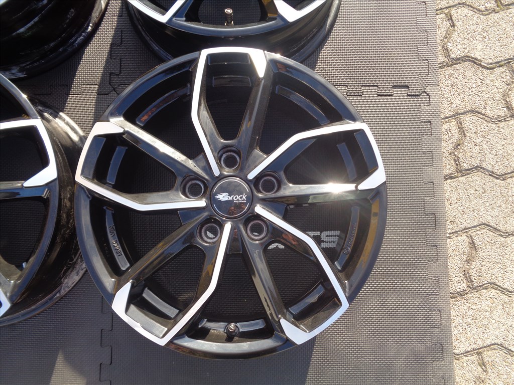 Brock alufelni 16-os, 5×114.3-as osztóval szép állapotban eladó.  5. kép