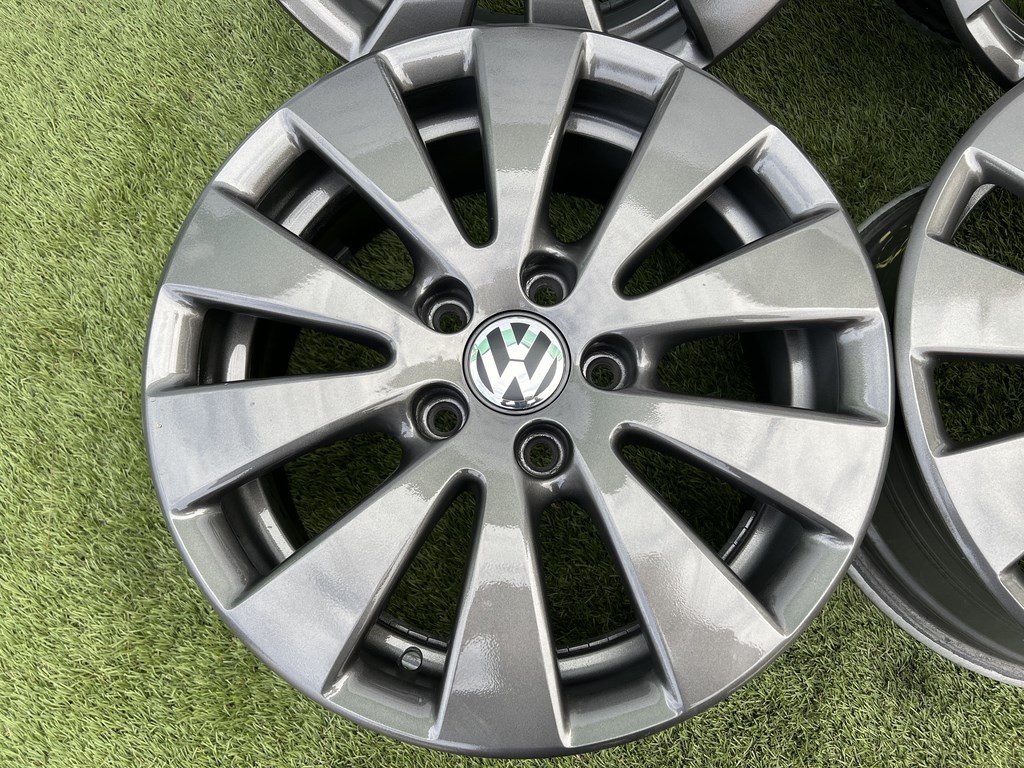 5x112 16" Volkswagen gyári alufelni 7Jx16h2 ET45 2. kép
