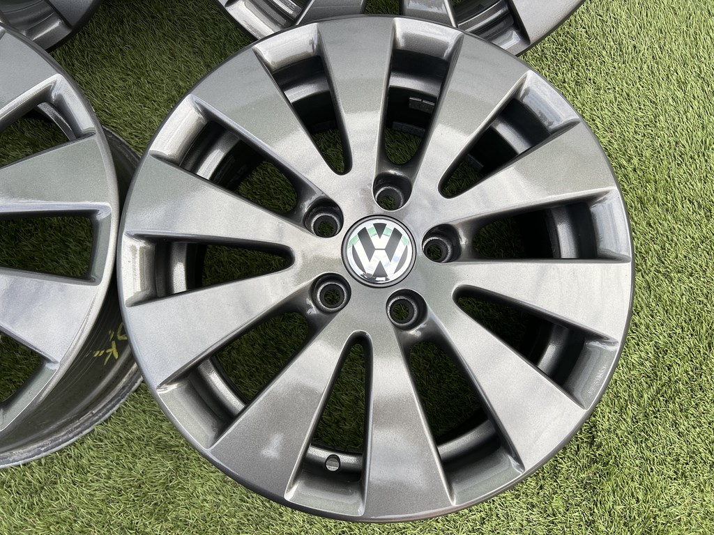 5x112 16" Volkswagen gyári alufelni 7Jx16h2 ET45 3. kép