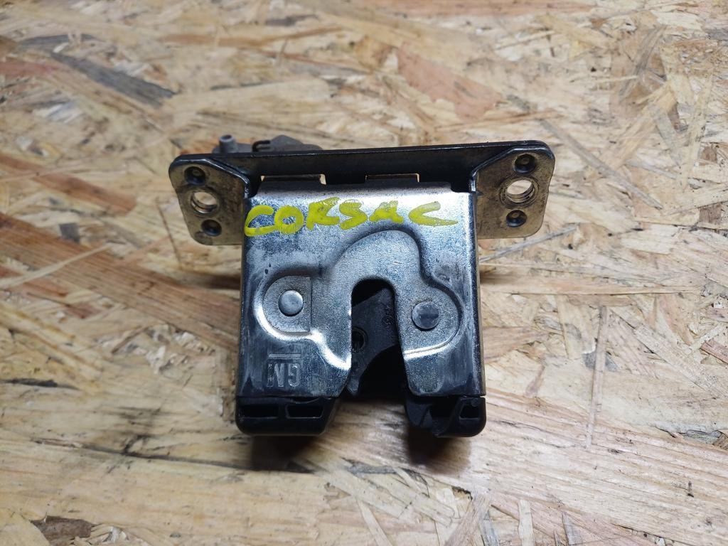 Opel Corsa C (2000-2010) Csomagtérajtó Zár 1. kép