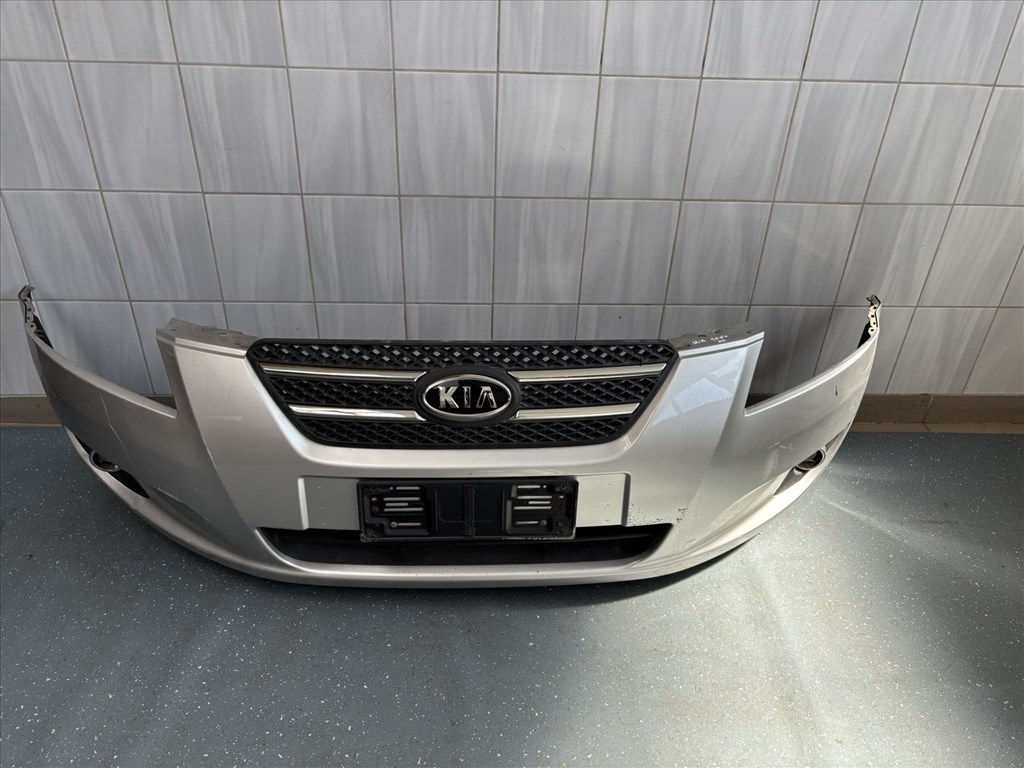 Kia Cee'd (ED) komplett első lökhárító 1. kép