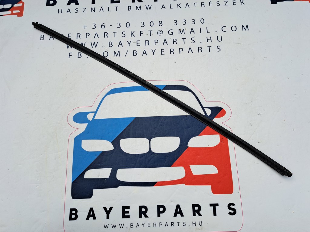 BMW E46 coupe cabrio fekete shadowline bal elsõ vízlehúzó díszléc dekorléc - hibás 1. kép