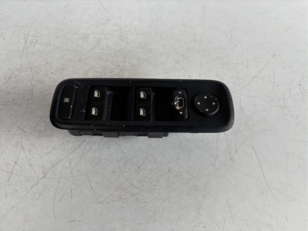 Lancia Phedra ablakemelő kapcsoló 1. kép