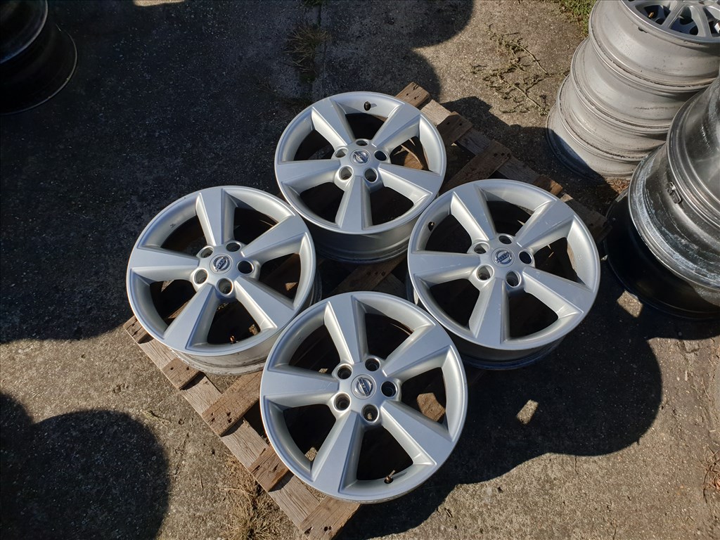 17" 5x114,3 Nissan Qashqai 1. kép