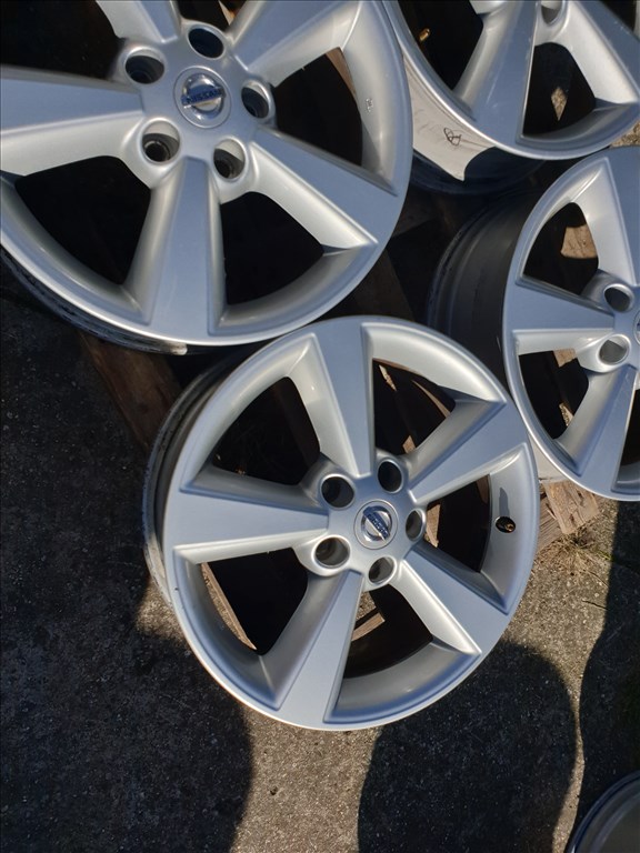 17" 5x114,3 Nissan Qashqai 3. kép