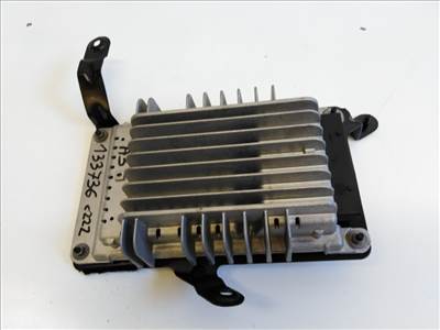 Audi A3 3 ajtós (8P) erősítő 8P3035223B