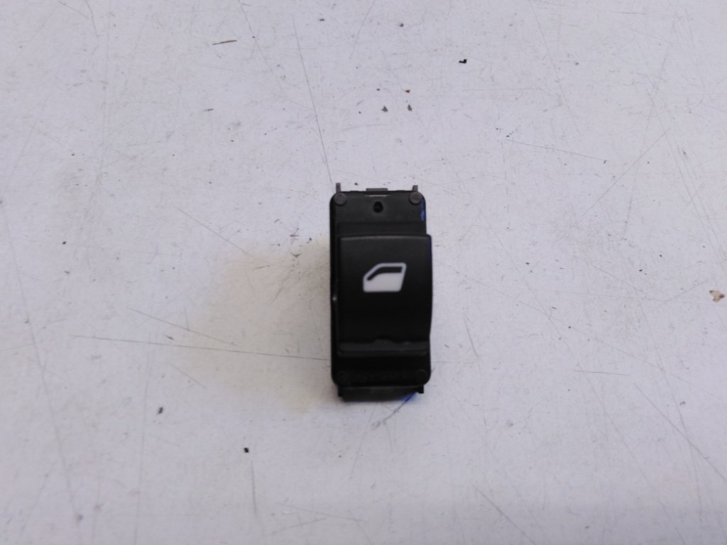 Citroen C4 grand picasso jobb hátsó ablakemelõ kapcsoló 96762292ZD 1. kép