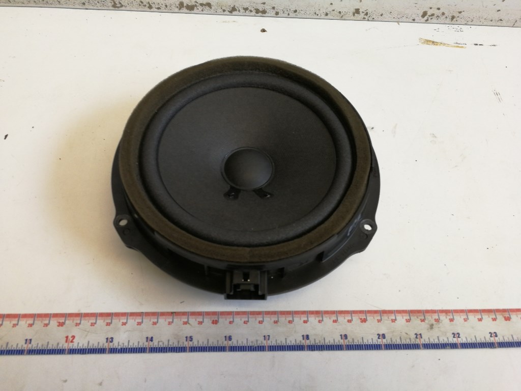 Ford Focus jobb elsõ hangszóró AA6T18808AA 1. kép