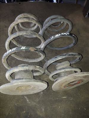 Opel Astra H Hátsó Rugó Pár