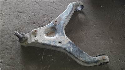 Iveco Daily Bal Első Alsó Lengőkar 500 334 487