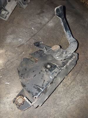 Hyundai H1 96-05 Motorháztető Zárszerkezet