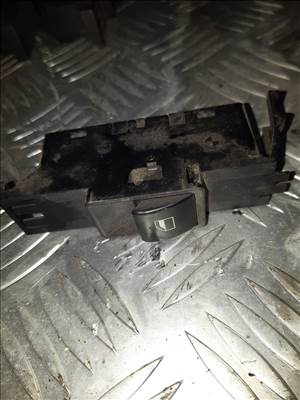 BMW 320D E46 Jobb Első Ablakemelő Kapcsoló 61.31-8 381 510