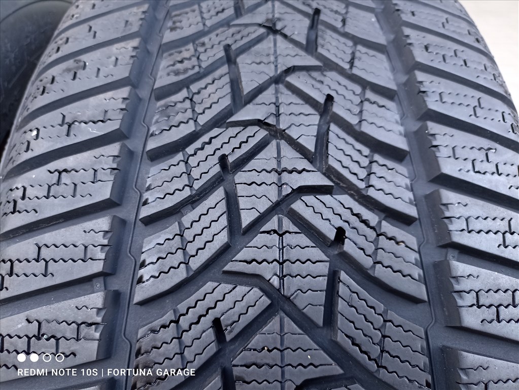 225/50 R17" Dunlop használt téli garnitúra 2. kép