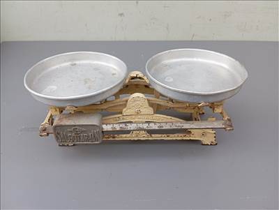 Öntöttvas Salgótarjáni mérleg 5kg-os Retro Loft