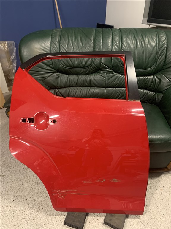 Suzuki Ignis III Jobb hátsó ajtó 1. kép