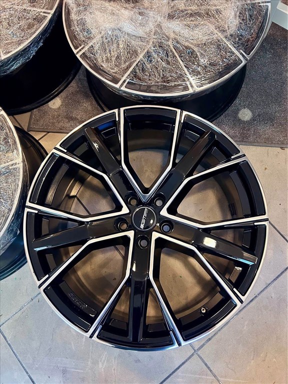  5x112 AUDI,MERCEDES,SKODA,SEAT,VW 20”újszerű R20, 20 3. kép