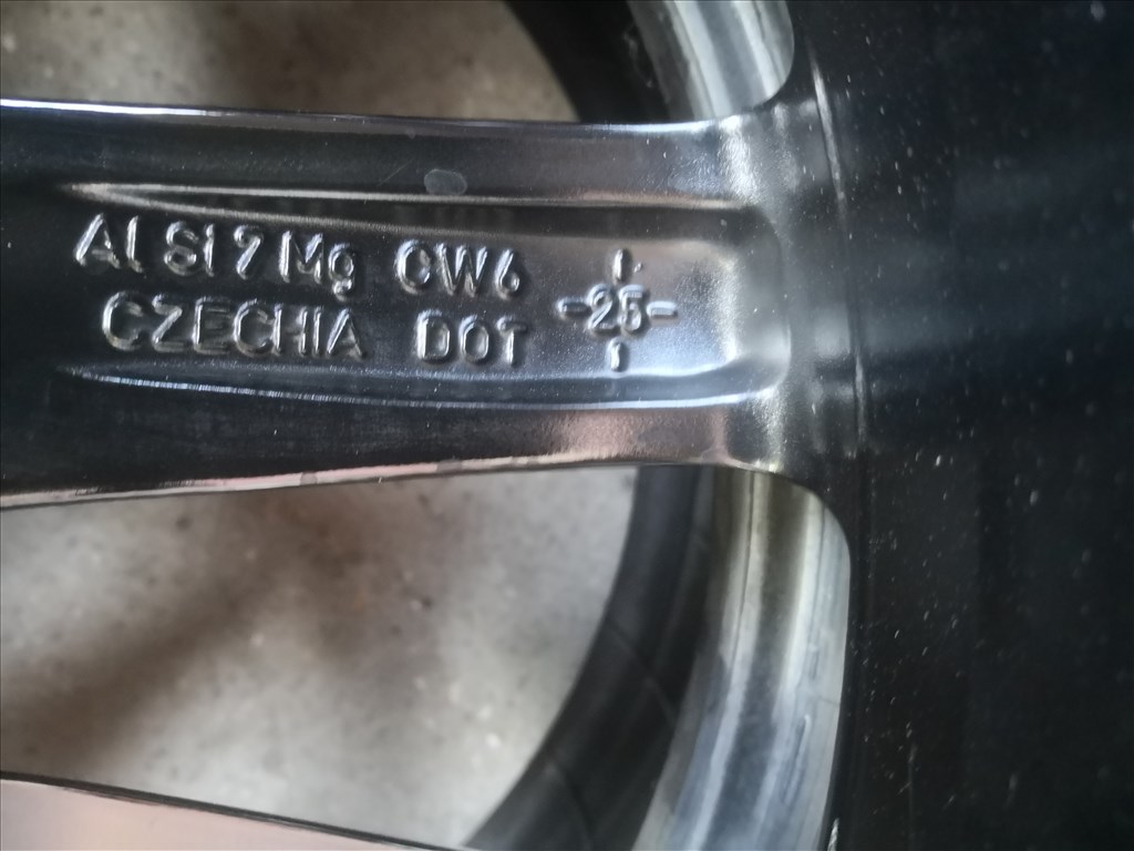 Audi 19-es gyári sérült alufelni 1db 3. kép