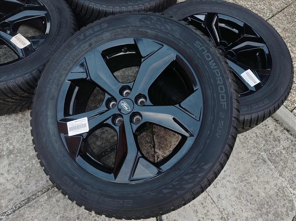 ÚJ 5x108 18 Ford gyári Kuga Mustang Mach-e - Nokian 225/60 r18 " Téli + tpms 1. kép