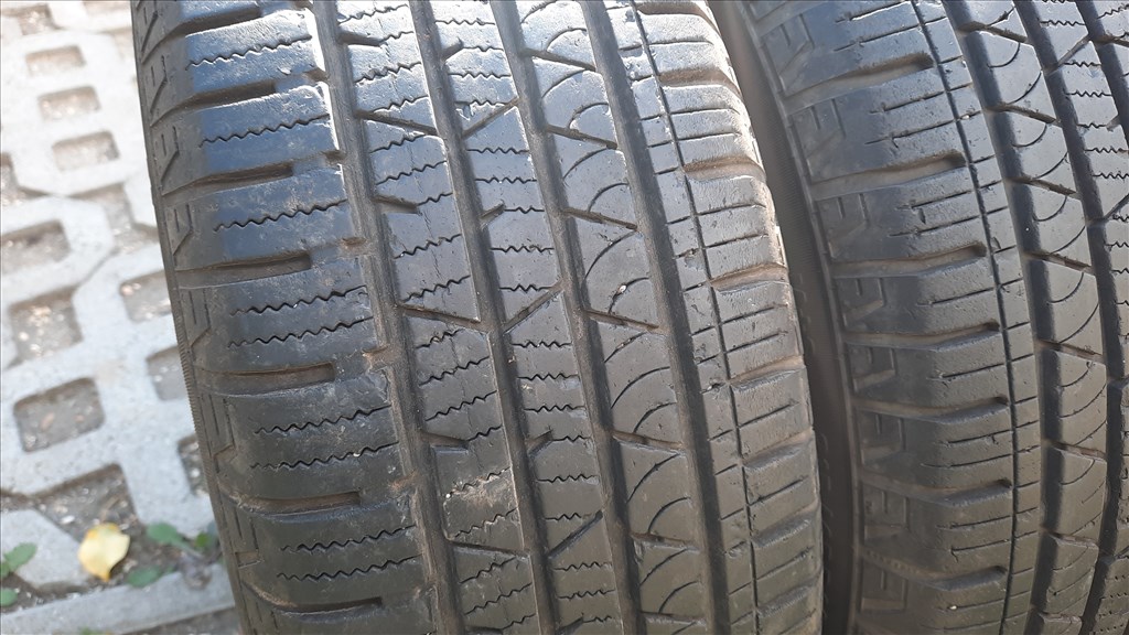  215/65 R16 Continental Négyévszakos gumik 2. kép