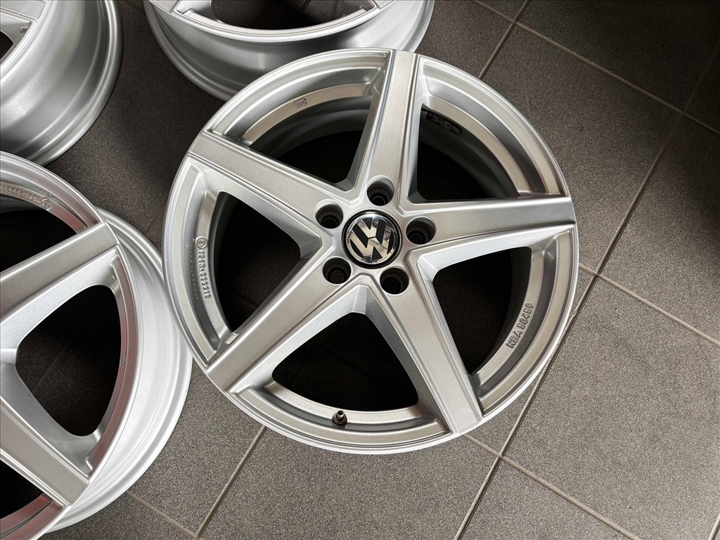 VW 17" 5x112 alufelni eladó 17 coll Golf Passat Caddy T-rock 2. kép