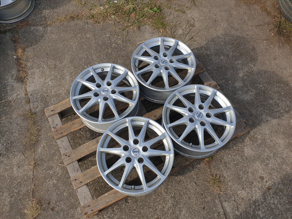 16" 5x114,3 Nissan + szenzor 1. kép