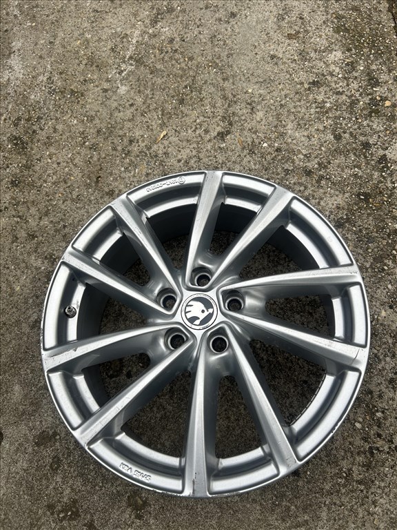 5x112 SKODA,VW,SEAT,AUDI A3, 18”téli TOYO R18, 18 téli garnitúra 1. kép