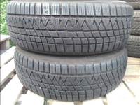 215/65R17 Kumho wintercraft WS71 SUV újszerű téli gumi 2 db