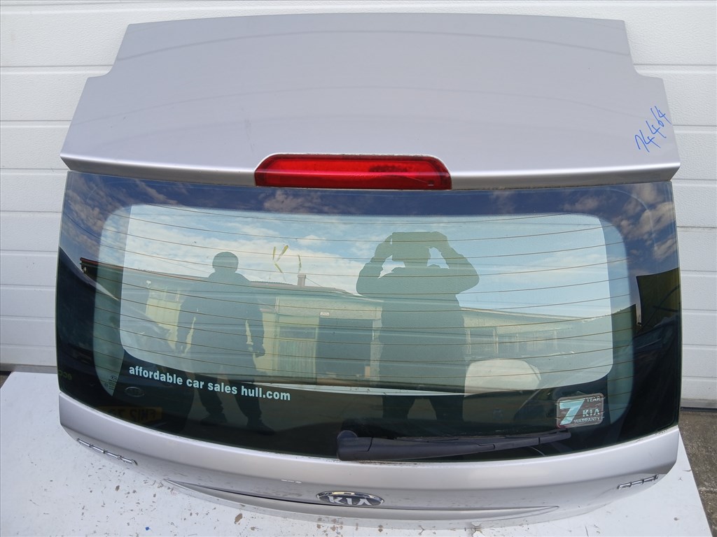 14464 Kia Ceed kombi 2007-2012 Csomagtérajtó    Ezüst 2. kép